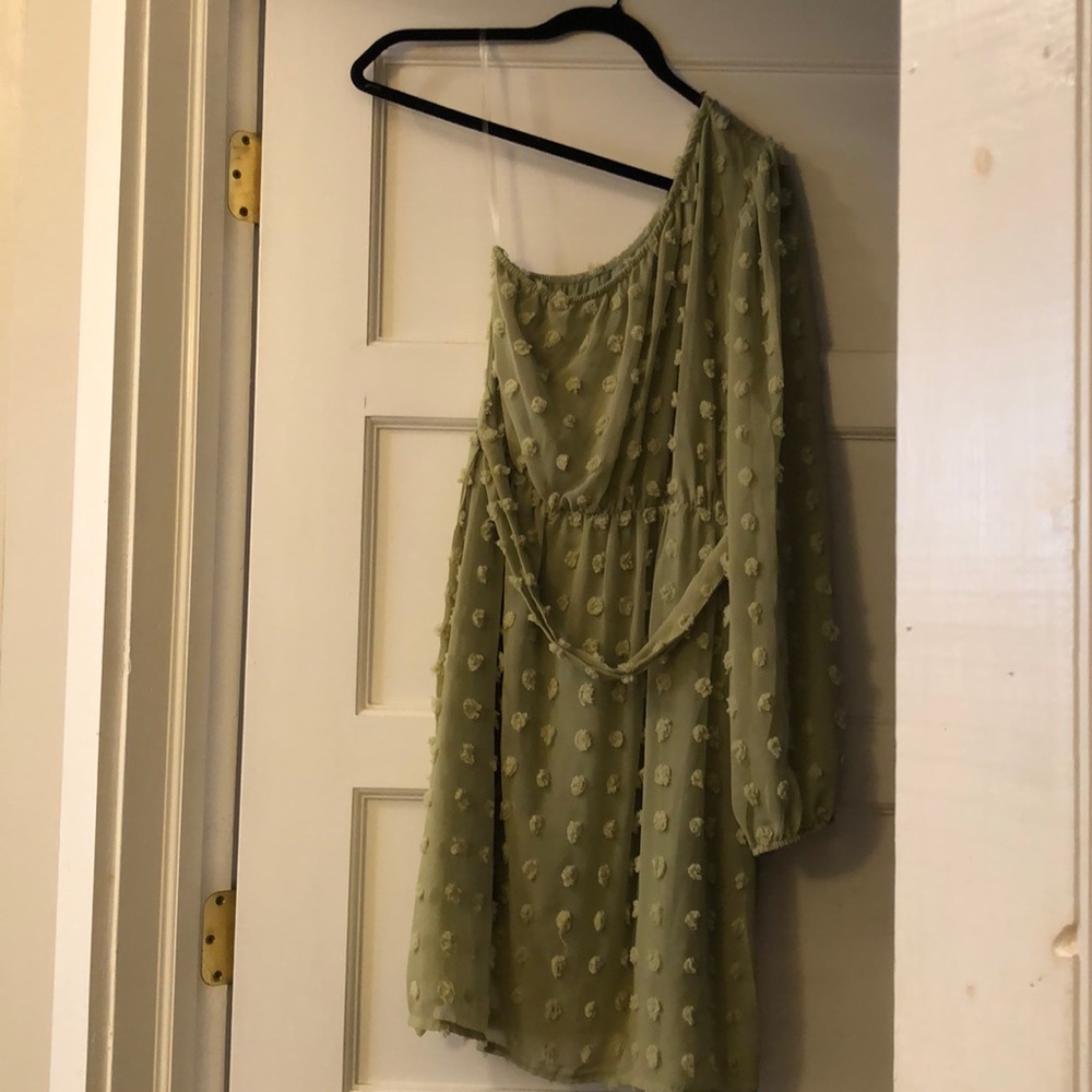 NWT MEDIUM SAGE NASTY GAL DRESS